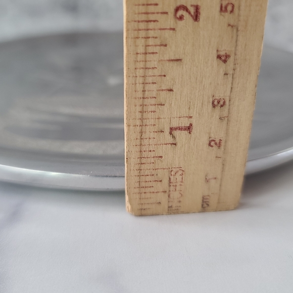 Elizabeth Gardenhire Corn Husk Hand-Etched Plate - Picture 11 of 11